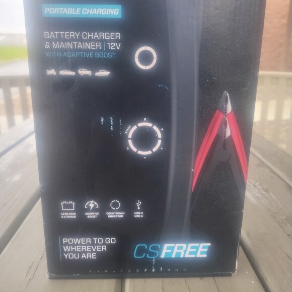 CTEK CS Free 4 in 1 BATTERY CHARGER & MAINTAINER - Picture 1 of 14